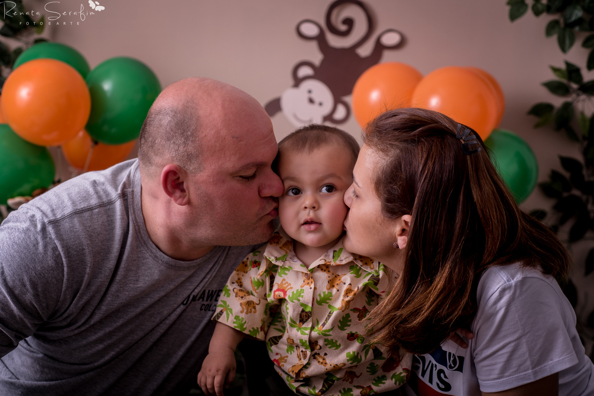 cake smash,mae de menino, safari, festa safari, salao de festas em jau, fotografo em jau, festas em jau, buffet em jau, sessão de fotos de um aninho, fotografia infantil, renata serafim, festa em bauru, salão de festas em bauru