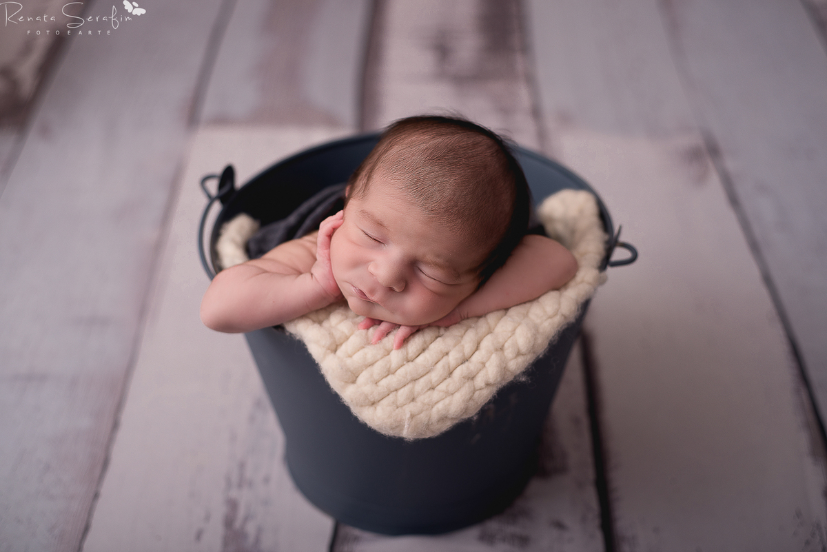 newborn, fotos de recem nascido, book de recem nascido, fotografia de bebe, sessão de recem nascido em jau, fotografa de bebe, renata serafim, acompanhamento de bebes, recem nscido em jau, newborn jau, fotografo em bauru, recem nascido em bauru, advocacia