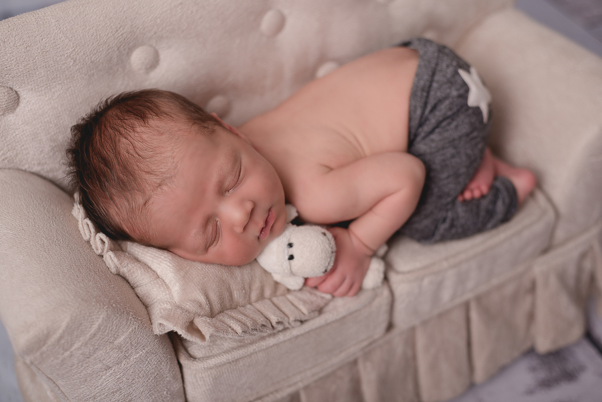 newborn, fotos de recem nascido, book de recem nascido, fotografia de bebe, sessão de recem nascido em jau, fotografa de bebe, renata serafim, acompanhamento de bebes, recem nscido em jau, newborn jau, fotografo em bauru, recem nascido em bauru, advocacia