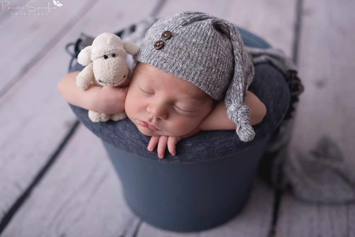 newborn, fotos de recem nascido, book de recem nascido, fotografia de bebe, sessão de recem nascido em jau, fotografa de bebe, renata serafim, acompanhamento de bebes, recem nscido em jau, newborn jau, fotografo em bauru, recem nascido em bauru, advocacia