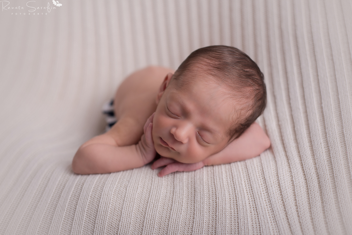 newborn, fotos de recem nascido, book de recem nascido, fotografia de bebe, sessão de recem nascido em jau, fotografa de bebe, renata serafim, acompanhamento de bebes, recem nscido em jau, newborn jau, fotografo em bauru, recem nascido em bauru, advocacia