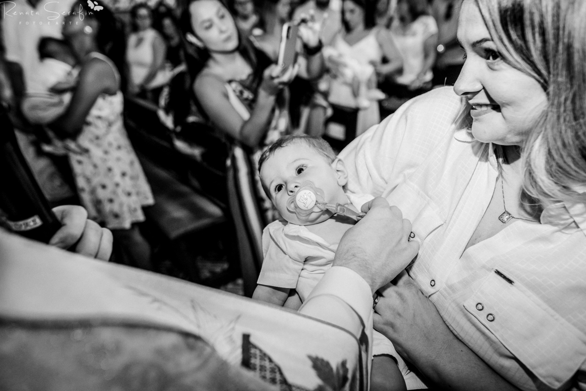 batismo, batizado, fotografia de batizado, fotógrafo, fotógrafo de batizado, fotos, fotos de batizado, fotos de bebe, fotos em jau, fotos na igreja, igreja nossa senhora de fátima jau, mae de primeira viagem, Renata Serafim, sacramento
