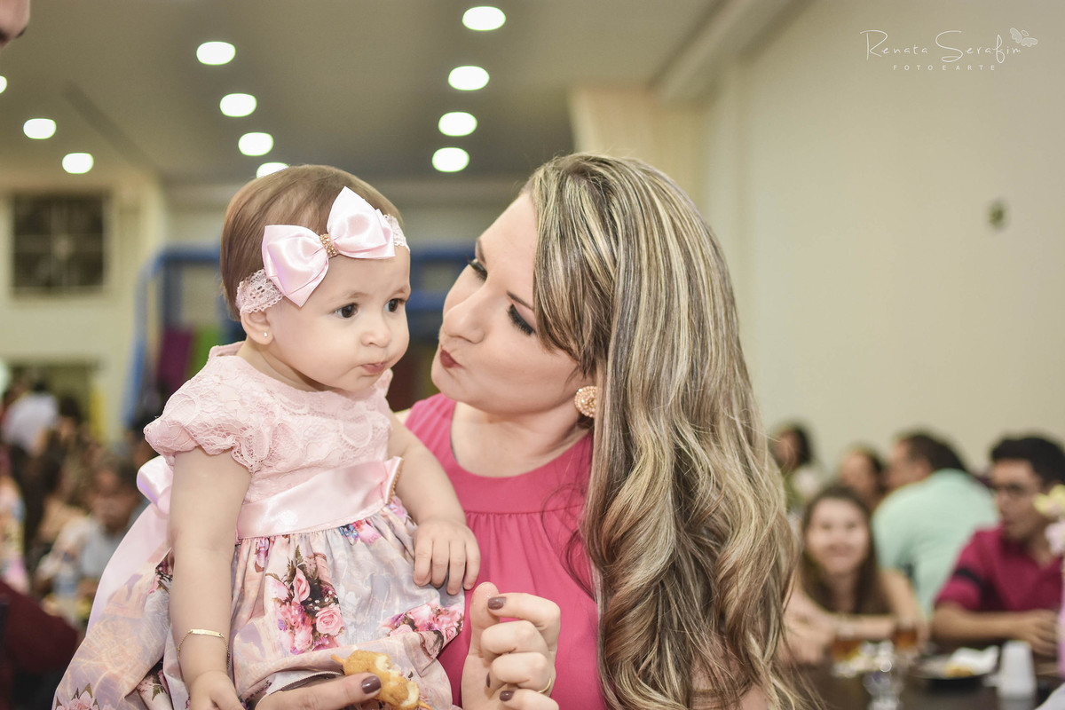 em um lindo salão de festas