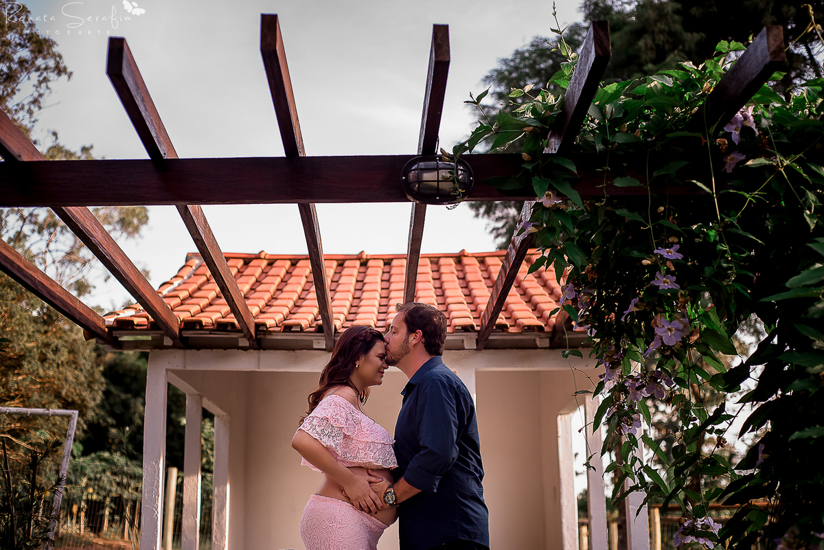 bauru, book gestante, dois corregos, fotografo de gestante, fotografo em bariri, fotografo em jau, fotos de gravida, fotos externas, gestação, gestante, mae de menino, pai de menino, renata serafim, roupas de gestante