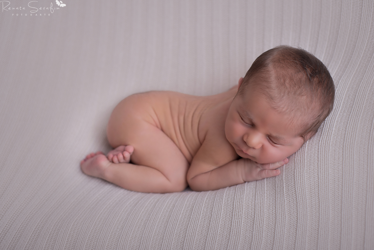 newborn, fotos de recem nascido, book de recem nascido, fotografia de bebe, sessão de recem nascido em jau, fotografa de bebe, renata serafim, acompanhamento de bebes, recem nscido em jau, newborn jau, fotografo em bauru, recem nascido em bauru, advocacia