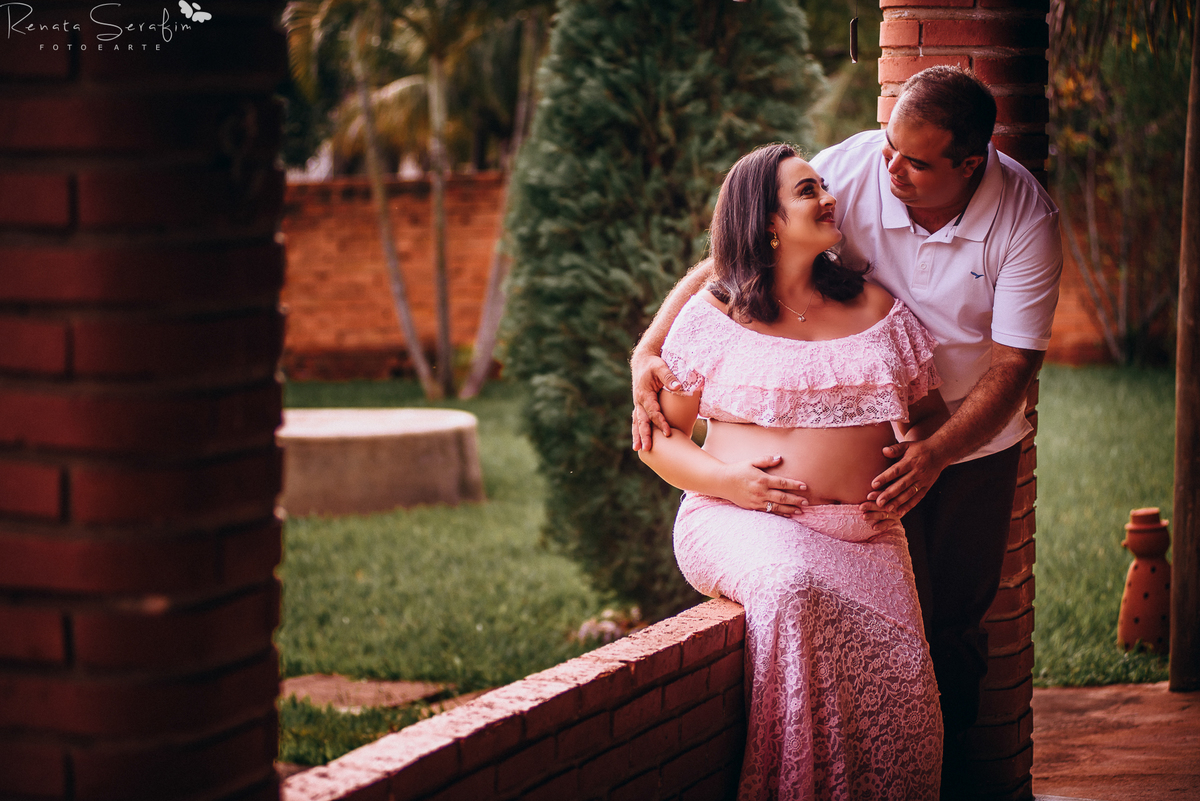 bauru, book gestante, dois corregos, fotografo de gestante, fotografo em bariri, fotografo em jau, fotos de gravida, fotos externas, gestação, gestante, mae de menino, pai de menino, renata serafim, roupas de gestante