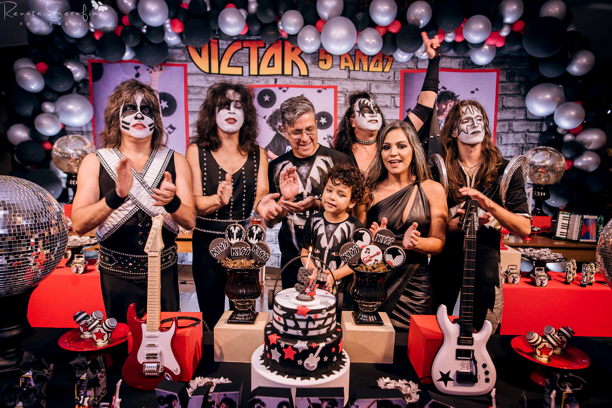 festa em jau, festa em pederneiras, festa infantil bauru, festa jau, festa rock, fotografia festas infantil, fotografo em bauru, fotografo em jau, kiss, kiss cover, salao de festas bauru, salao de festas jau, tema construção, zoe casa de festas