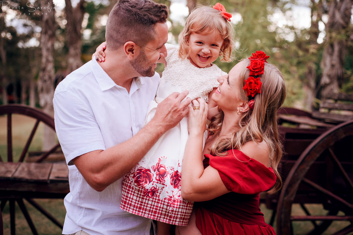 bauru, book gestante, dois corregos, fotografo de gestante, fotografo em bariri, fotografo em jau, fotos de gravida, fotos externas, gestação, gestante, mae de menino, pai de menino, renata serafim, roupas de gestante