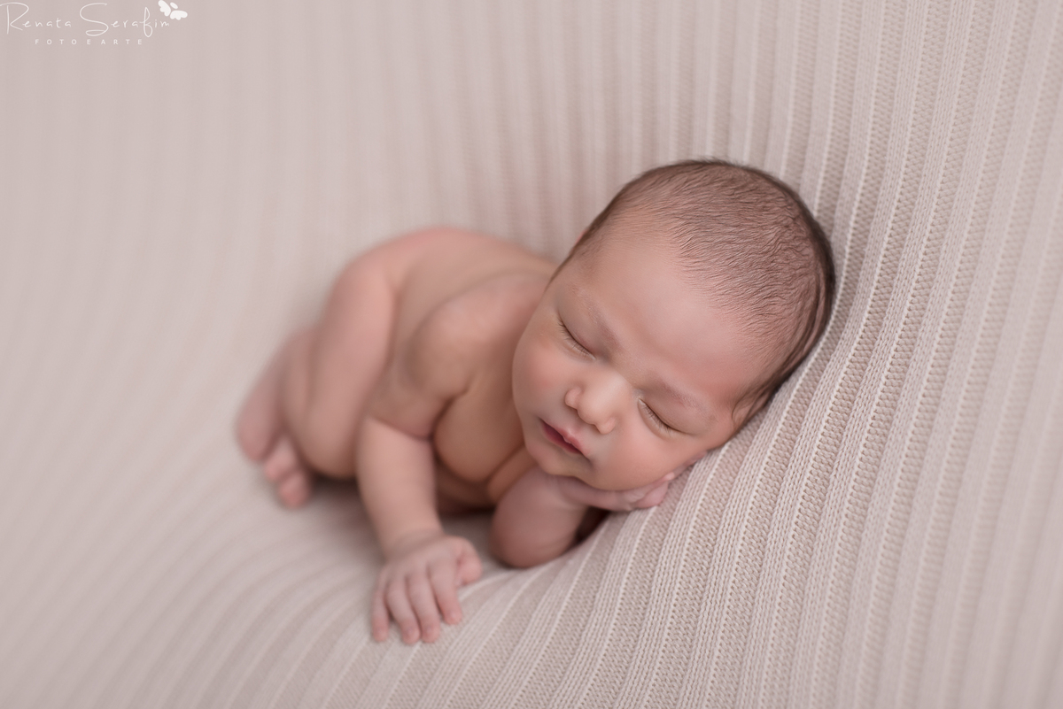 newborn, fotos de recem nascido, book de recem nascido, fotografia de bebe, sessão de recem nascido em jau, fotografa de bebe, renata serafim, acompanhamento de bebes, recem nscido em jau, newborn jau, fotografo em bauru, recem nascido em bauru, advocacia