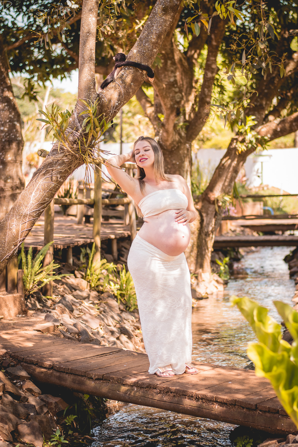 beatriz em seu ensaio fotográfico de gestante em Jau