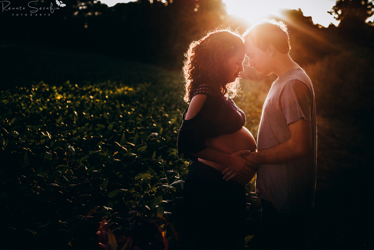 bauru, book gestante, dois corregos, fotografo de gestante, fotografo em bariri, fotografo em jau, fotos de gravida, fotos externas, gestação, gestante, mae de menino, pai de menino, renata serafim, roupas de gestante