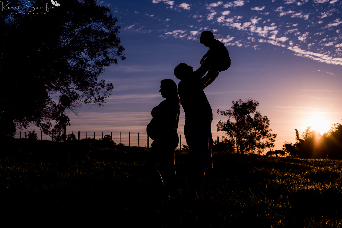 bauru, book gestante, dois corregos, fotografo de gestante, fotografo em bariri, fotografo em jau, fotos de gravida, fotos externas, gestação, gestante, mae de menino, pai de menino, renata serafim, roupas de gestante