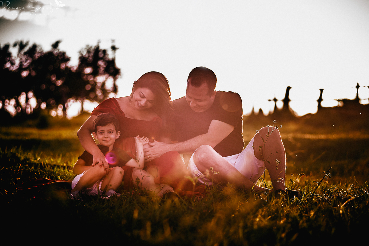 bauru, book gestante, dois corregos, fotografo de gestante, fotografo em bariri, fotografo em jau, fotos de gravida, fotos externas, gestação, gestante, mae de menino, pai de menino, renata serafim, roupas de gestante