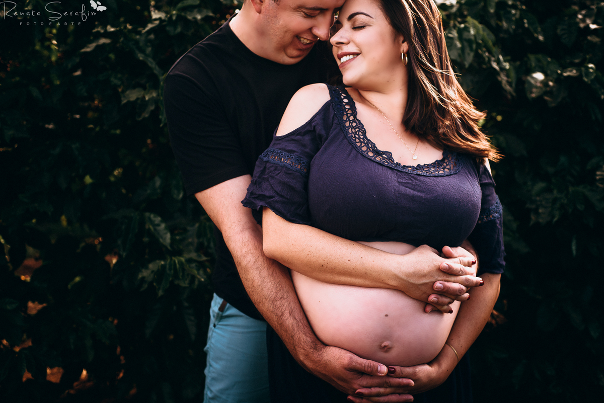 bauru, book gestante, dois corregos, fotografo de gestante, fotografo em bariri, fotografo em jau, fotos de gravida, fotos externas, gestação, gestante, mae de menino, pai de menino, renata serafim, roupas de gestante