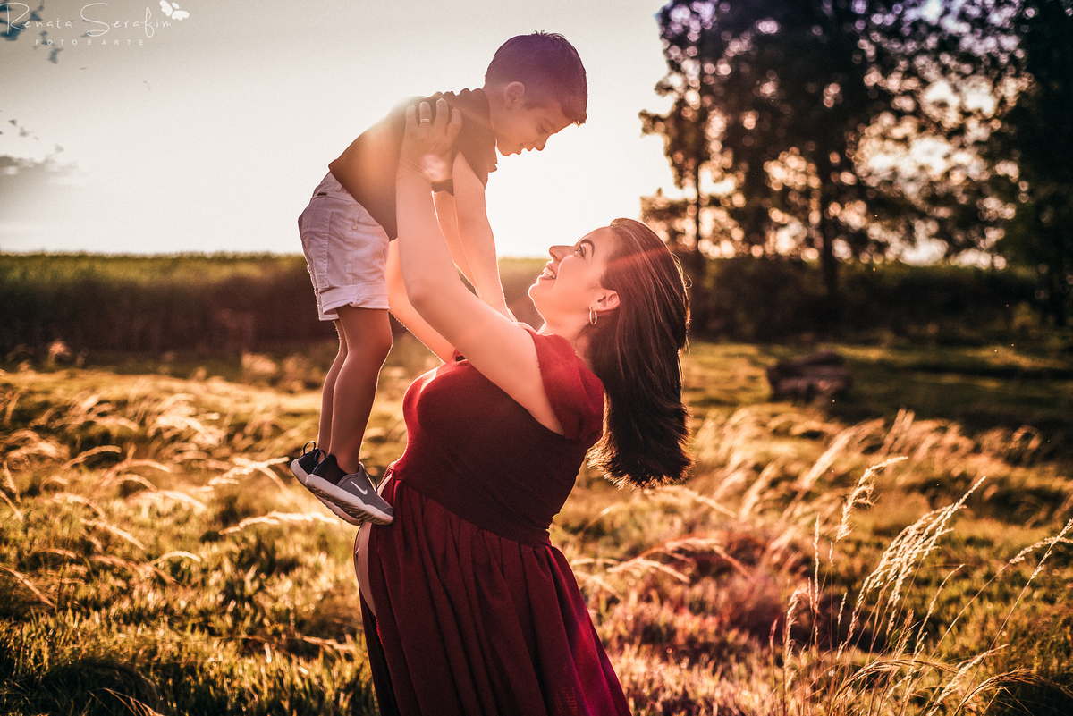 bauru, book gestante, dois corregos, fotografo de gestante, fotografo em bariri, fotografo em jau, fotos de gravida, fotos externas, gestação, gestante, mae de menino, pai de menino, renata serafim, roupas de gestante