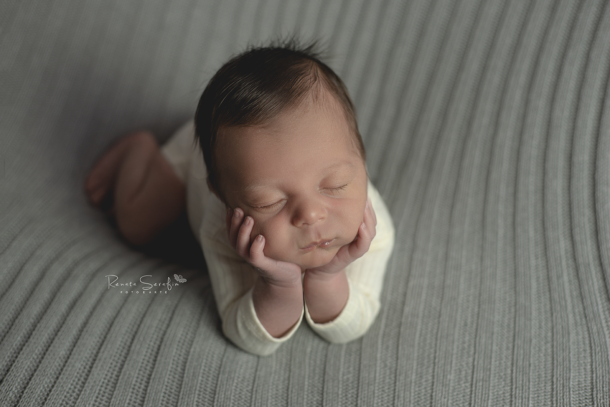 newborn, fotos de recem nascido, book de recem nascido, fotografia de bebe, sessão de recem nascido em jau, fotografa de bebe, renata serafim, acompanhamento de bebes, recem nscido em jau, newborn jau, fotografo em bauru, recem nascido em bauru, advocacia