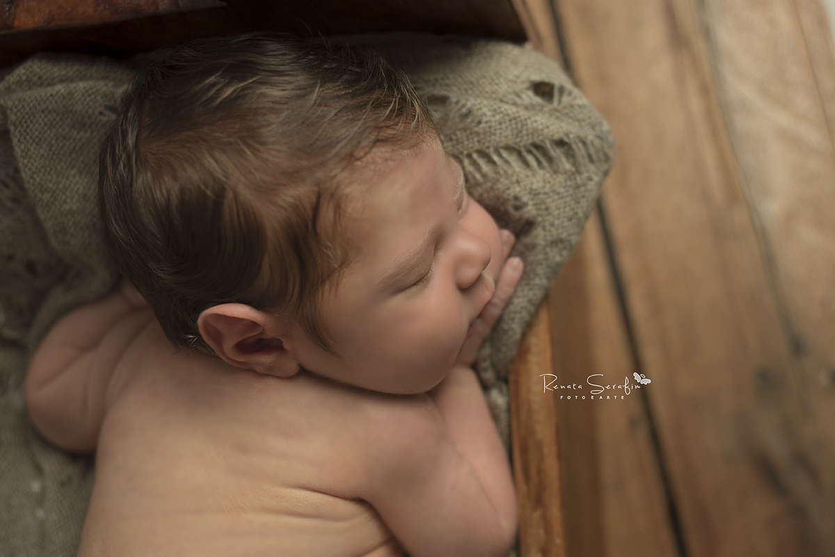 newborn, fotos de recem nascido, book de recem nascido, fotografia de bebe, sessão de recem nascido em jau, fotografa de bebe, renata serafim, acompanhamento de bebes, recem nascido em jau, newborn jau, fotografo em bauru, recem nascido em bauru, 