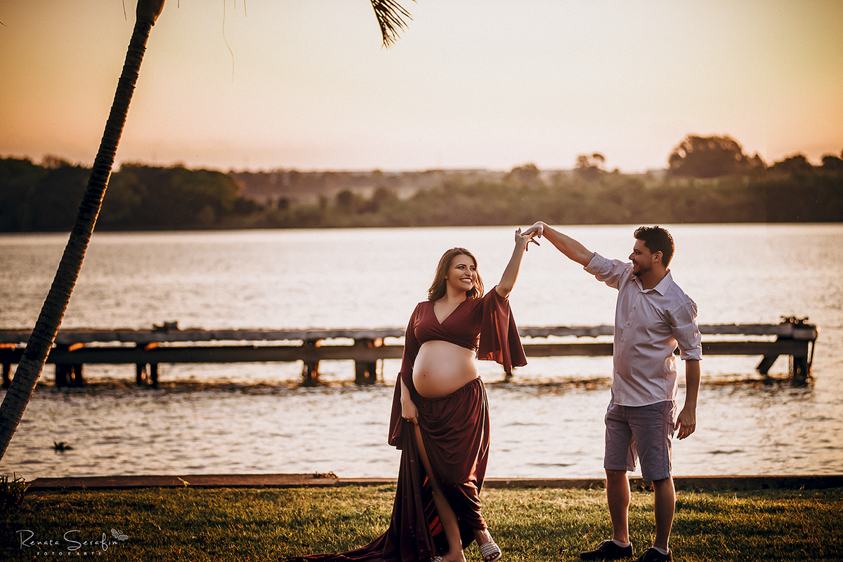 bauru, book gestante, dois corregos, estúdio fotografico, fotografo de gestante, fotografo em bariri, fotografo em jau, fotos de gravida, fotos externas, gestação, gestante, mae de menino, marina pousada do sol, pai de menino, renata serafim, roupas de ge