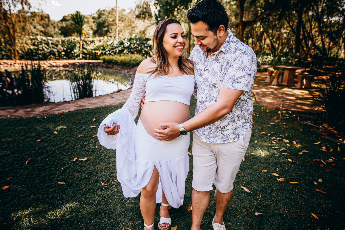 bauru, book gestante, dois corregos, estúdio fotografico, fotografo de gestante, fotografo em bariri, fotografo em jau, fotos de gravida, fotos externas, gestação, gestante, mae de menino, marina pousada do sol, pai de menino, renata serafim, roupas de ge