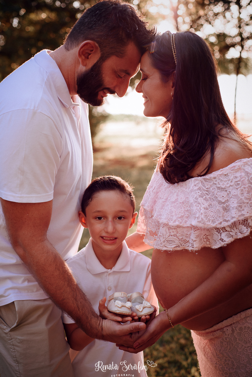 bauru, bauru e região, book gestante, dois corregos, estúdio fotografico, fotografo de gestante, fotografo em bariri, fotografo em jau, fotos de gravida, fotos externas, gestação, gestante, jau e região, mae de menina, marina pousada do sol, pai de menina