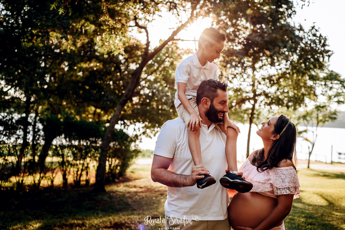 bauru, bauru e região, book gestante, dois corregos, estúdio fotografico, fotografo de gestante, fotografo em bariri, fotografo em jau, fotos de gravida, fotos externas, gestação, gestante, jau e região, mae de menina, marina pousada do sol, pai de menina