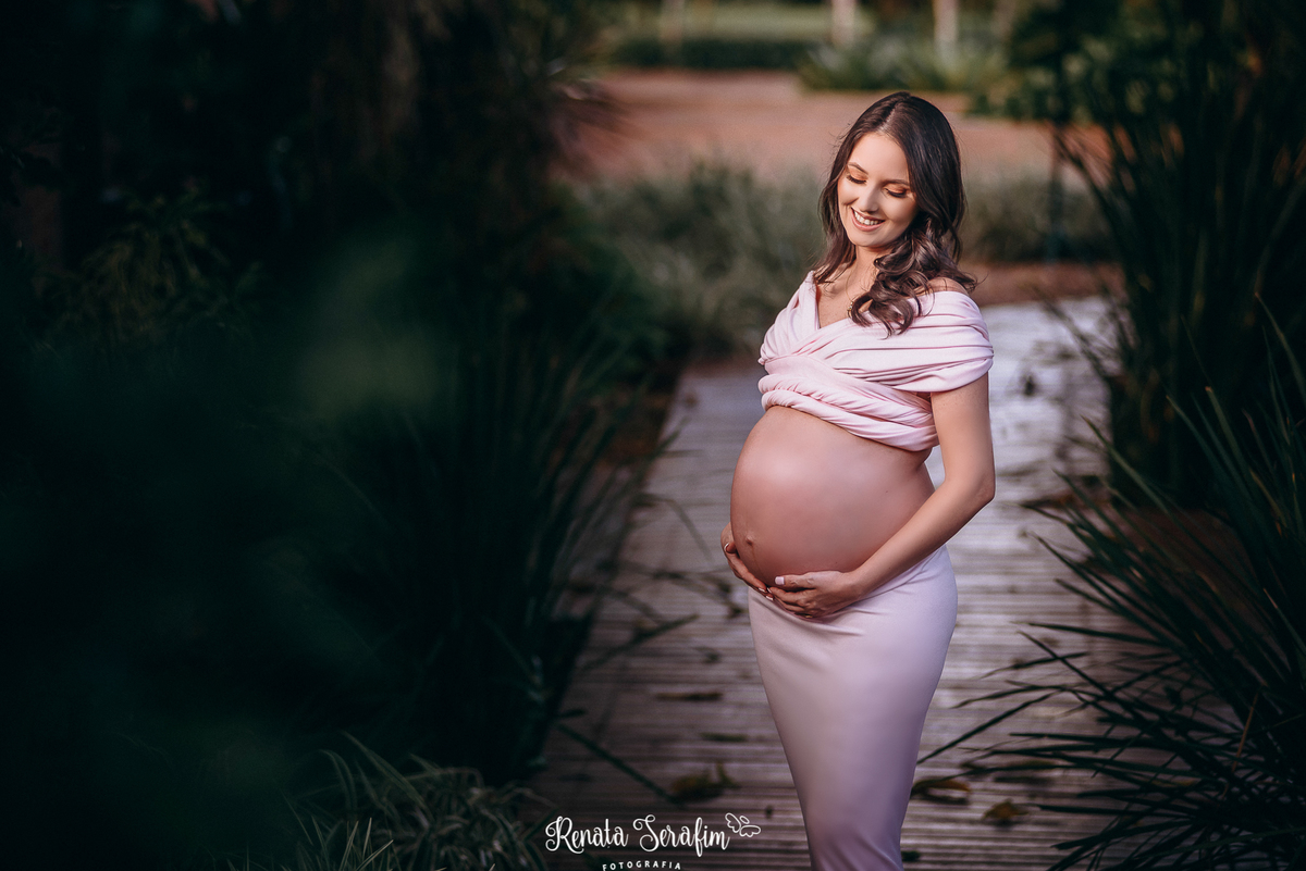 bauru, bauru e região, book gestante, dois corregos, estúdio fotografico, fotografo de gestante, fotografo em bariri, fotografo em jau, fotos de gravida, fotos externas, gestação, gestante, jau e região, mae de menina, marina pousada do sol, pai de menina