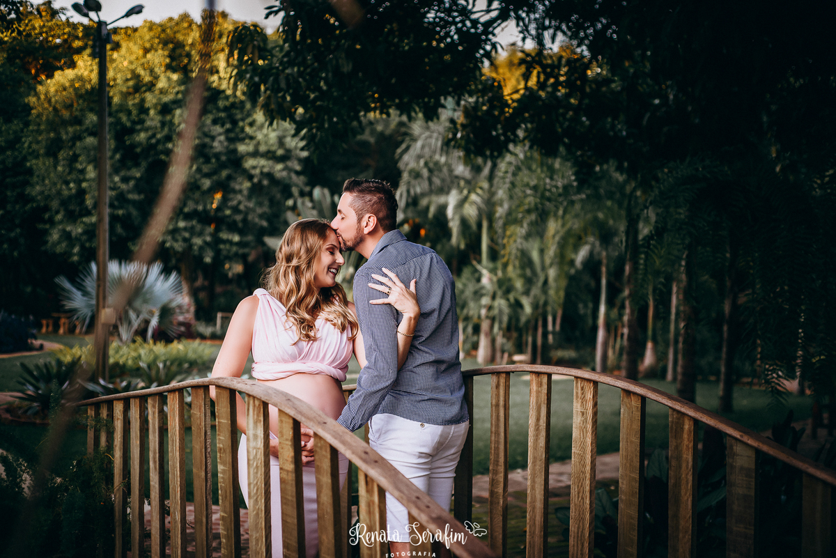 bauru, bauru e região, book gestante, dois corregos, estúdio fotografico, fotografo de gestante, fotografo em bariri, fotografo em jau, fotos de gravida, fotos externas, gestação, gestante, jau e região, mae de menina, marina pousada do sol, pai de menina