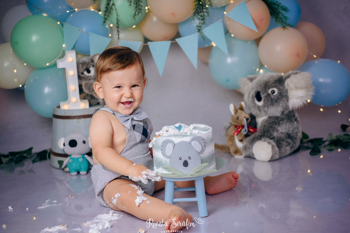atemporal, buffet em jau, cake smash, ensaio minimalista, festa em bauru, festas em jau, fotografia infantil, fotografo em jau, mae de menino, renata serafim, salão de festas em bauru, salao de festas em jau, sessão de fotos de um aninho, smah he cake neu
