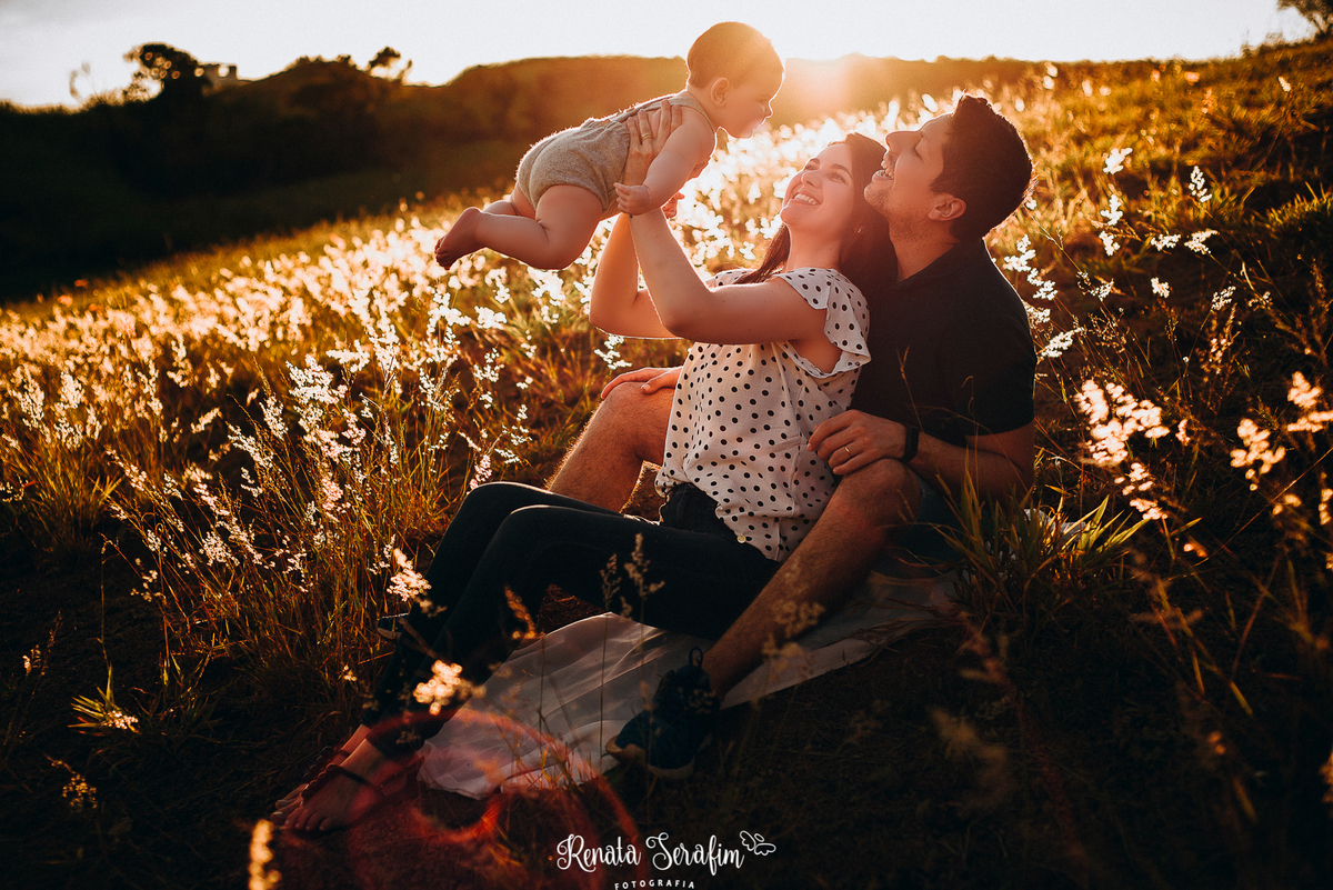 ensaio de bebe, Ensaio externo, ensaio por do sol, familia feliz, fotografia em familia, fotografia em familia jau, fotos Bauru e região, fotos em familia, fotos Jau  e região, fotos por do sol, renata serafim fotografia