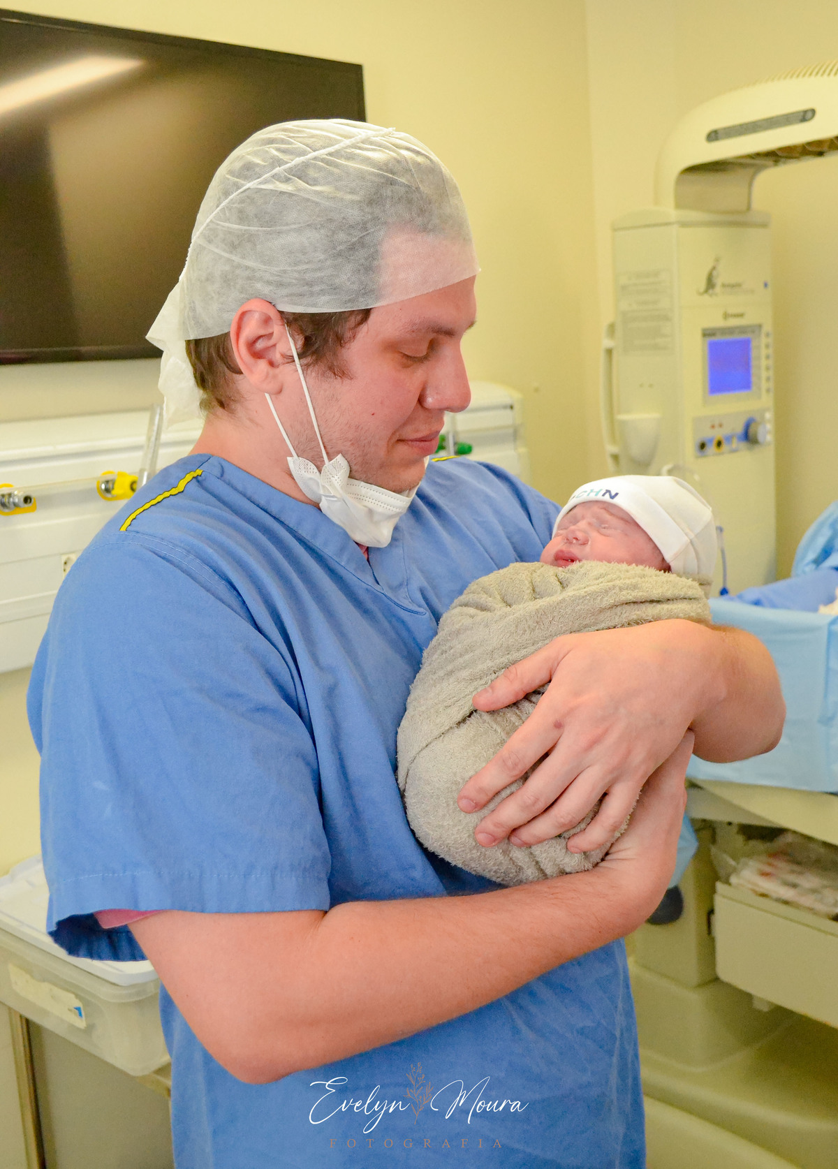 Fotografia de Parto - Newborn - Evelyn Moura Fotografia em Niterói, Rio de Janeiro - ensaio infantil - newborn de recém nascido