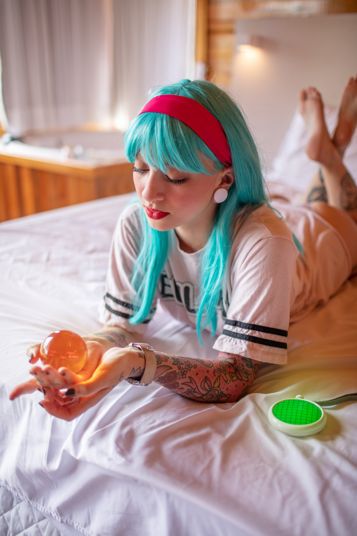 Ensaio boudoir da Bulma Briefs do Dragon Ball Z em chalé em Gramado - RS feito pelo fotógrafo Rafael Ohana