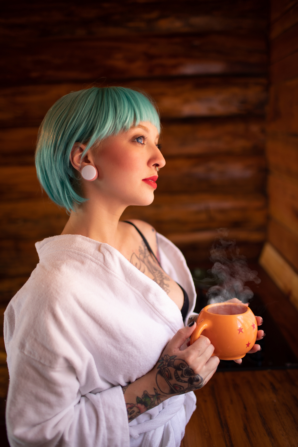 Ensaio boudoir da Bulma Briefs do Dragon Ball Z em chalé em Gramado - RS feito pelo fotógrafo Rafael Ohana