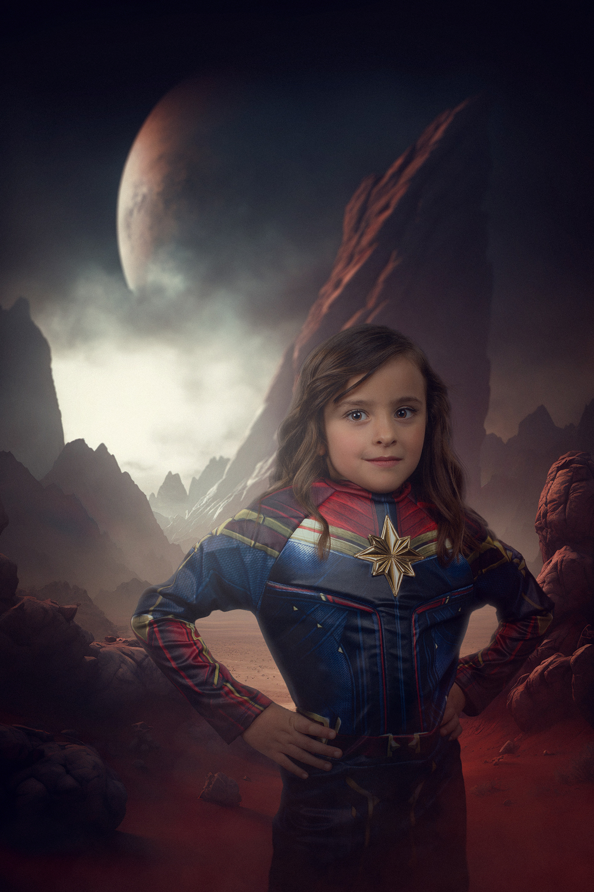 Ensaio temático infantil da Capitã Marvel feito pelo fotógrafo profissional Rafael Ohana em Brasília-DF