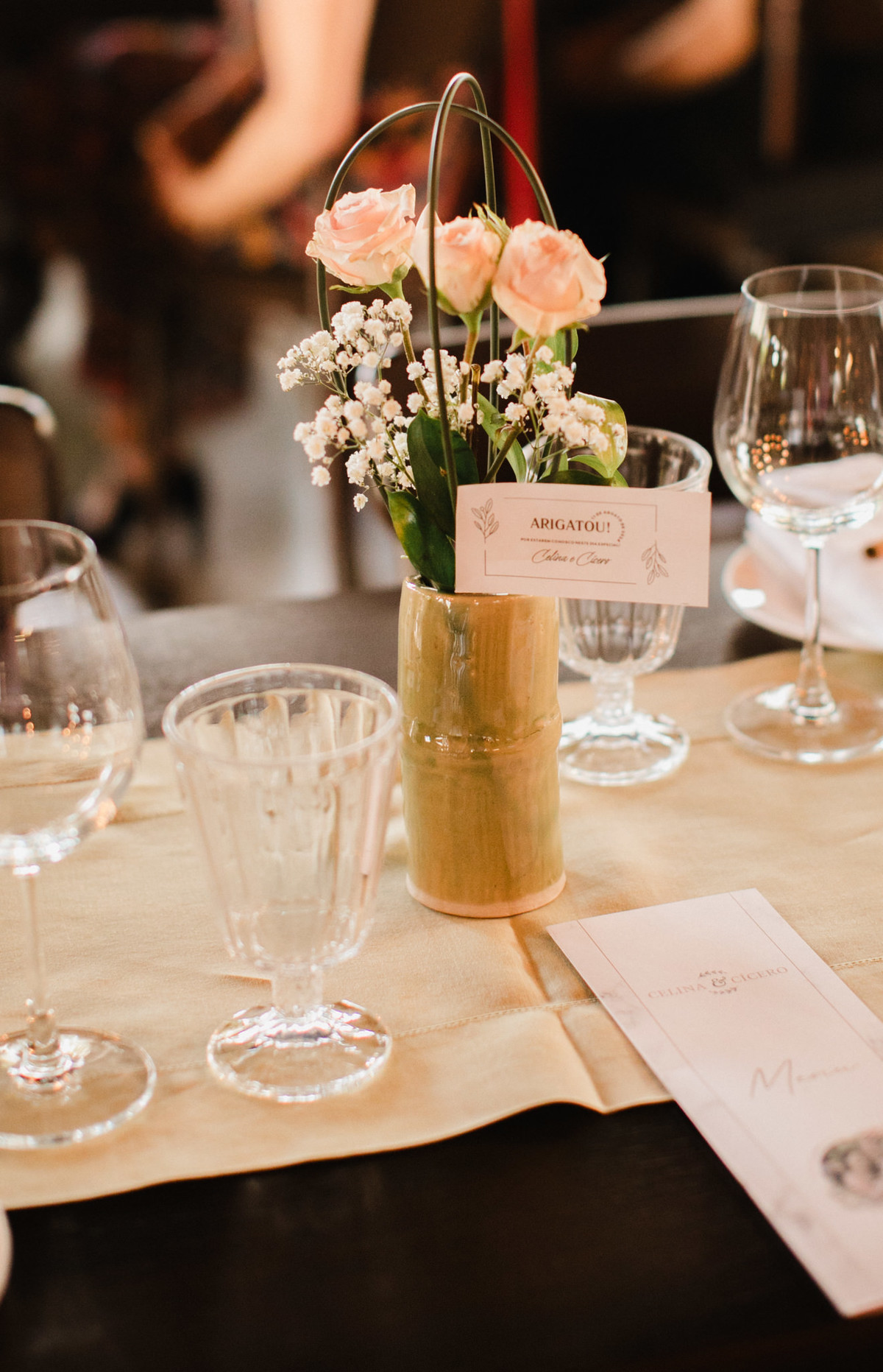 Decoração de Ikebana em casamento. Foto feita pelo fotógrafo de casamento Rafael Ohana em Brasília