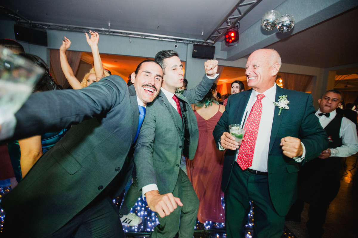 recepção de casamento no Espaço Renescença em Brasília DF. Crédito: Fotógrafo de casamento Rafael Ohana feito em Brasília-DF