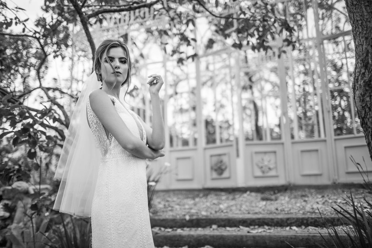 Ensaio de noiva feito no Villa Giardini Ecoparque pelo fotógrafo de casamento Rafael Ohana