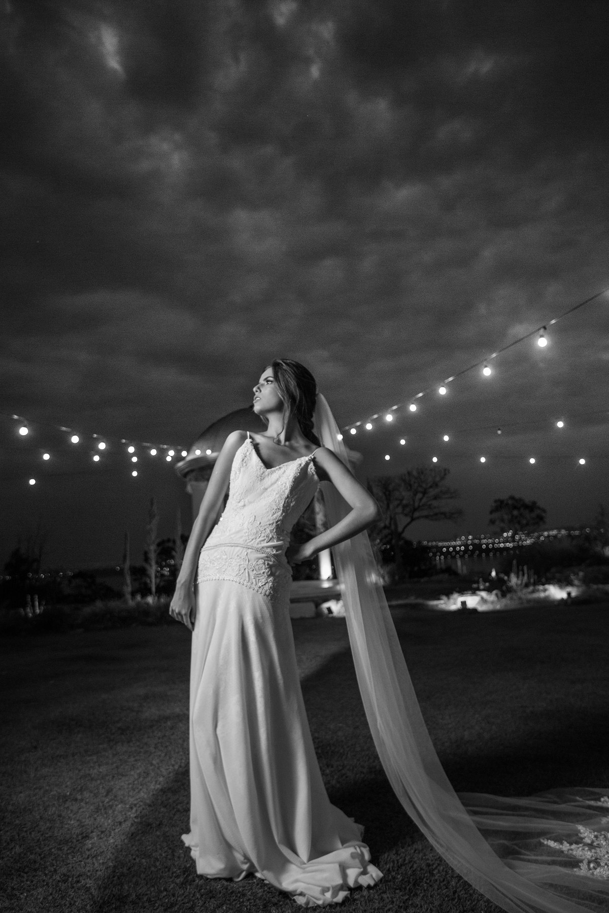 Ensaio de noiva feito no Villa Giardini Ecoparque pelo fotógrafo de casamento Rafael Ohana