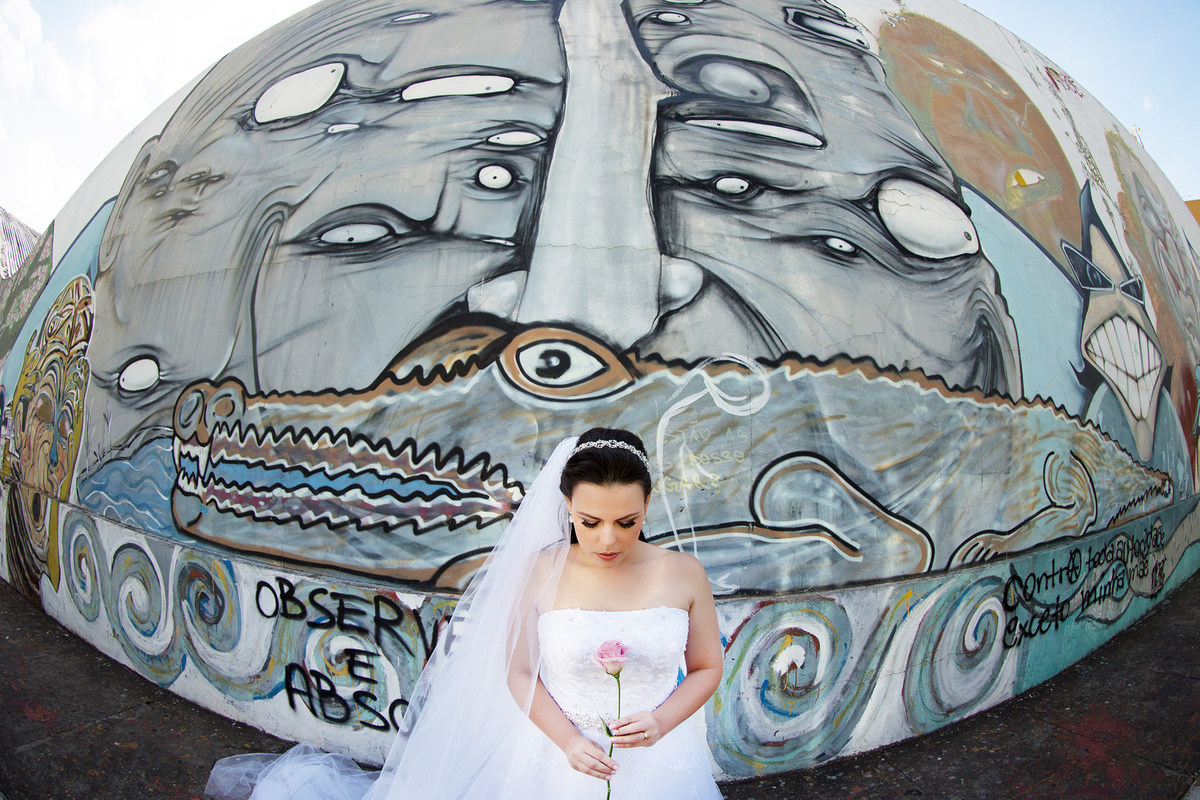 Ensaio de noiva feito no espaço Renato Russo em Brasília pelo fotógrafo de casamento Rafael Ohana