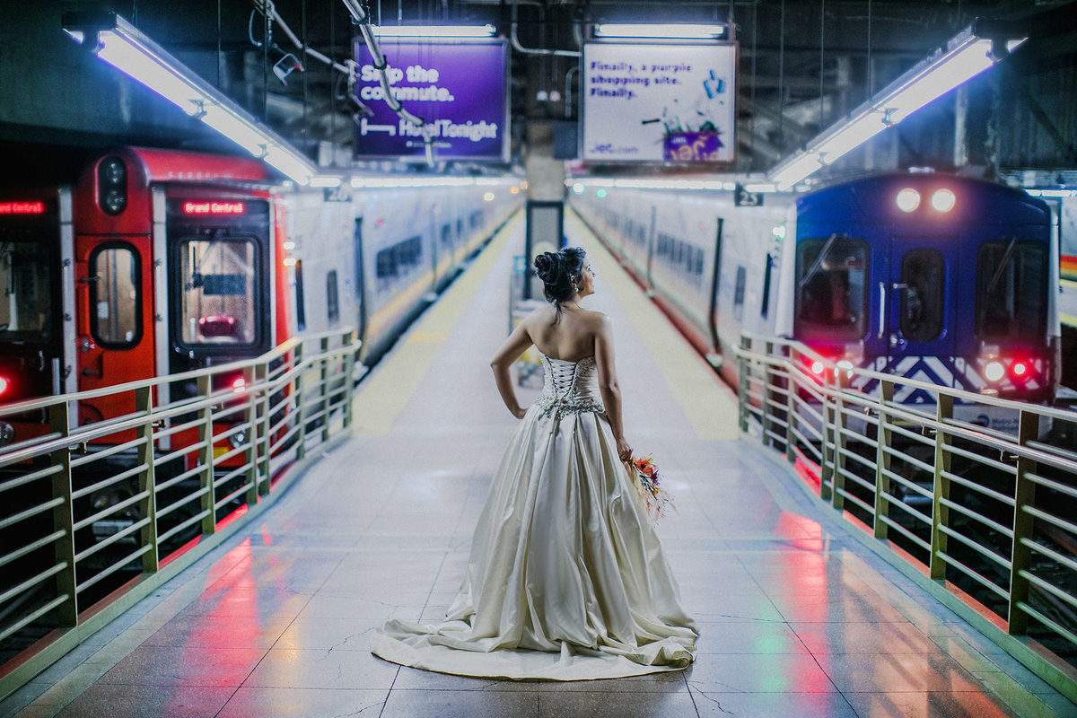 Noiva posando em nova york em ensaio de casamento. Foto feita pelo fotografo de casamento Rafael Ohana