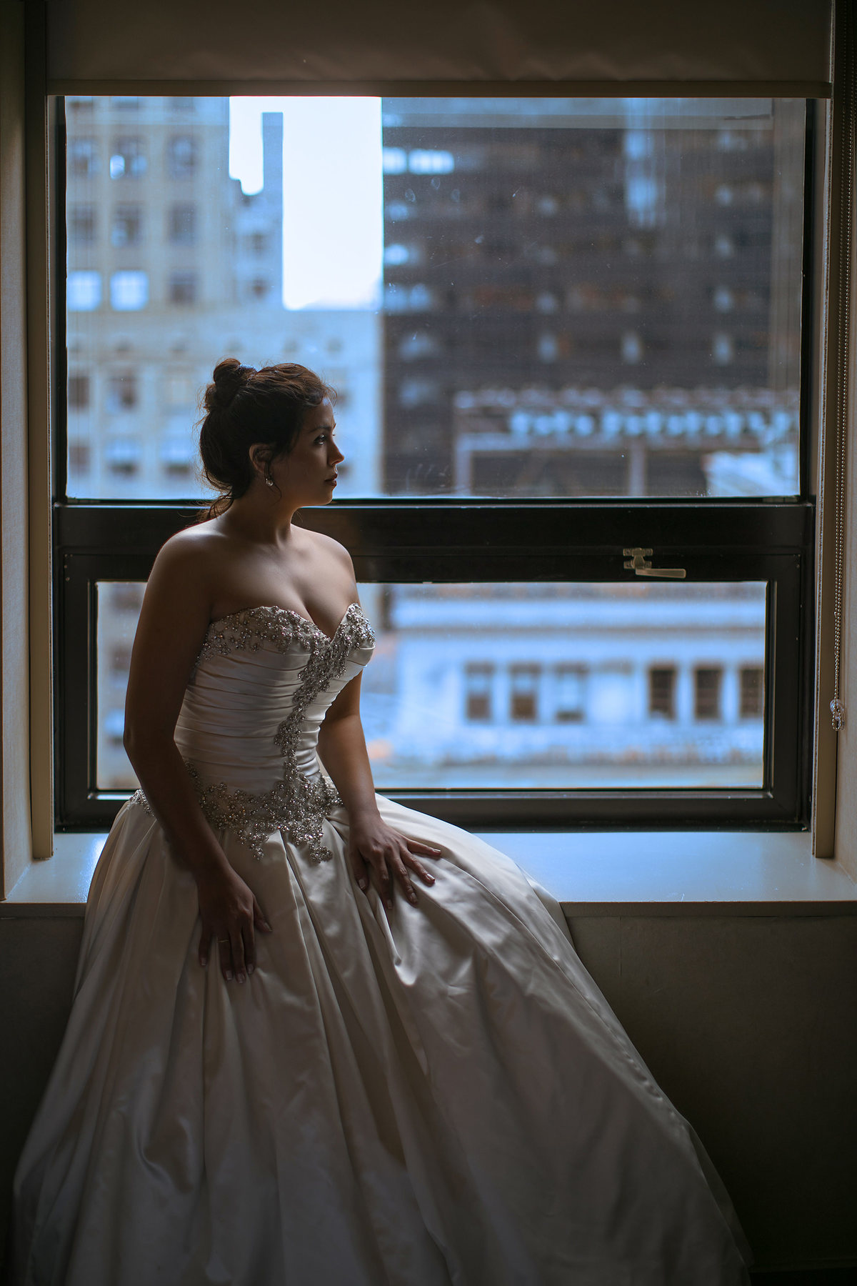 Noiva posando em nova york em ensaio de casamento. Foto feita pelo fotografo de casamento Rafael Ohana