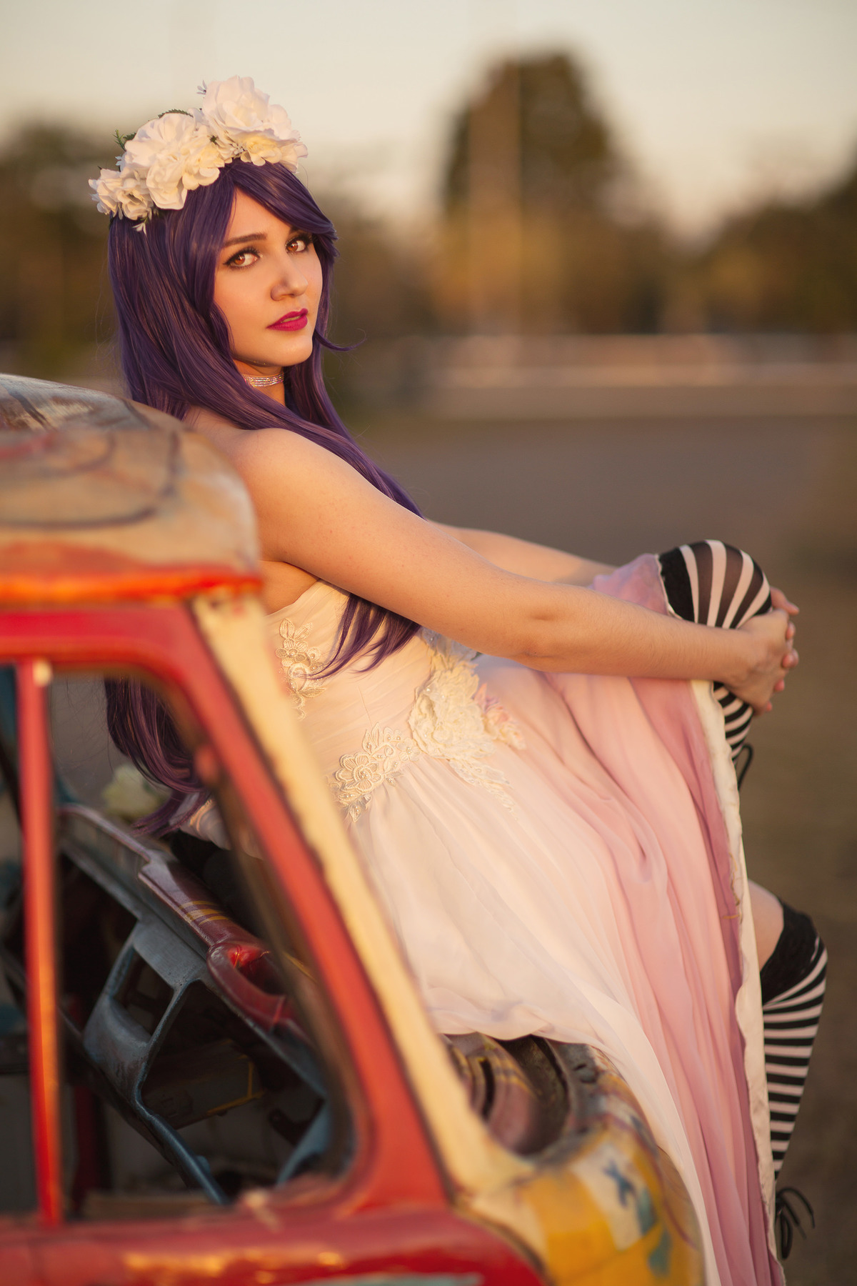 Ensaio de noiva geek Juliana feito nas combis da UnB em Brasília. Fotos feitas pelo fotógrafo de casamento Rafael Ohana.