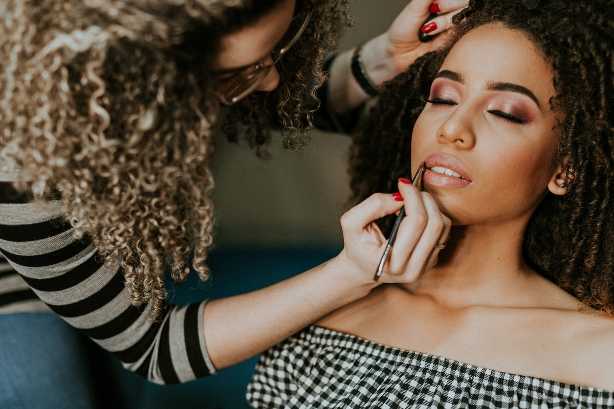 Making of de ensaio de casal feito no teatro Dulcina no Conic em Brasilia. Fotografado pelo fotógrafo Rafael Ohana