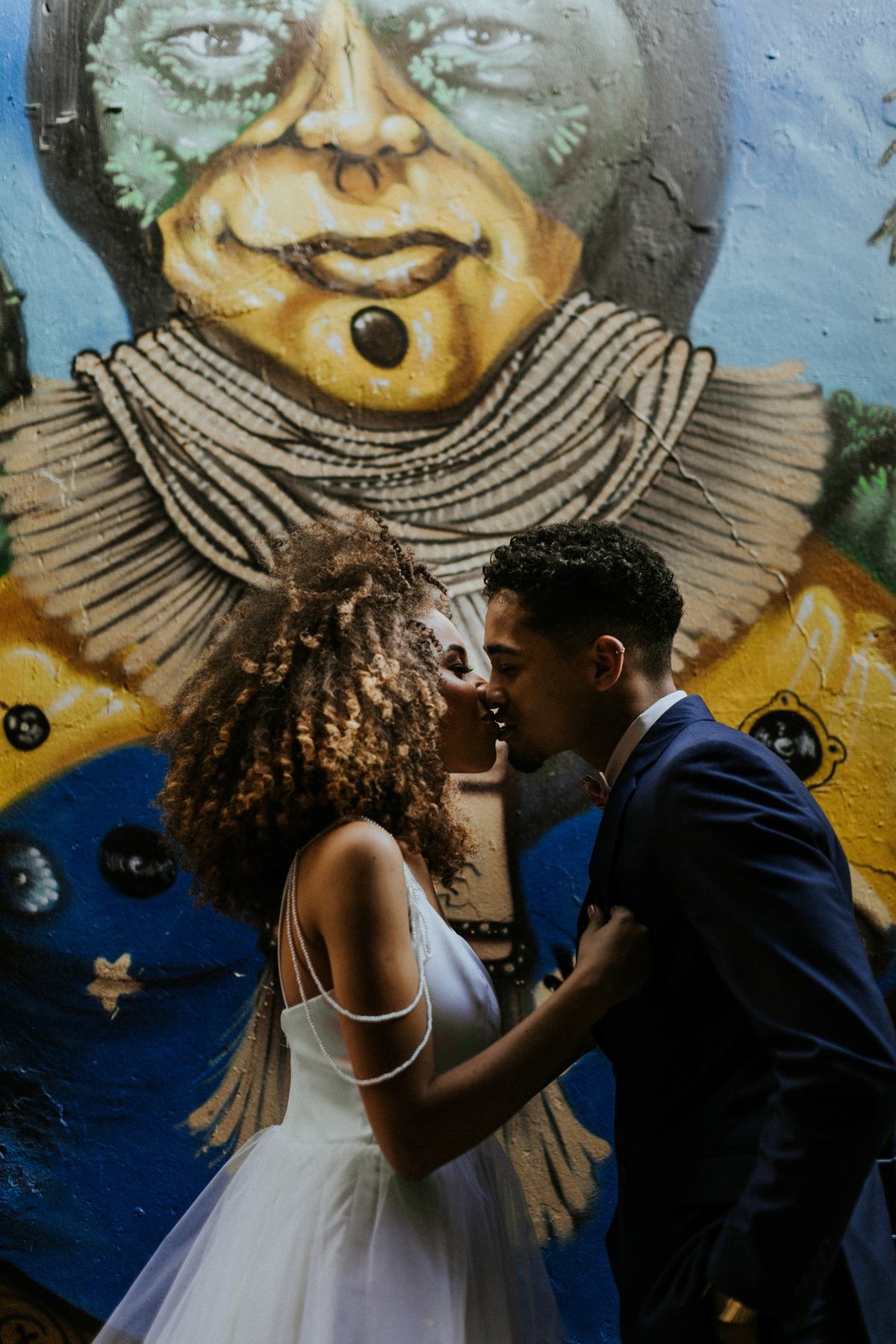 Noivos se beijando. Foto feita pelo fotografo de bodas Rafael Ohana em Brasilia