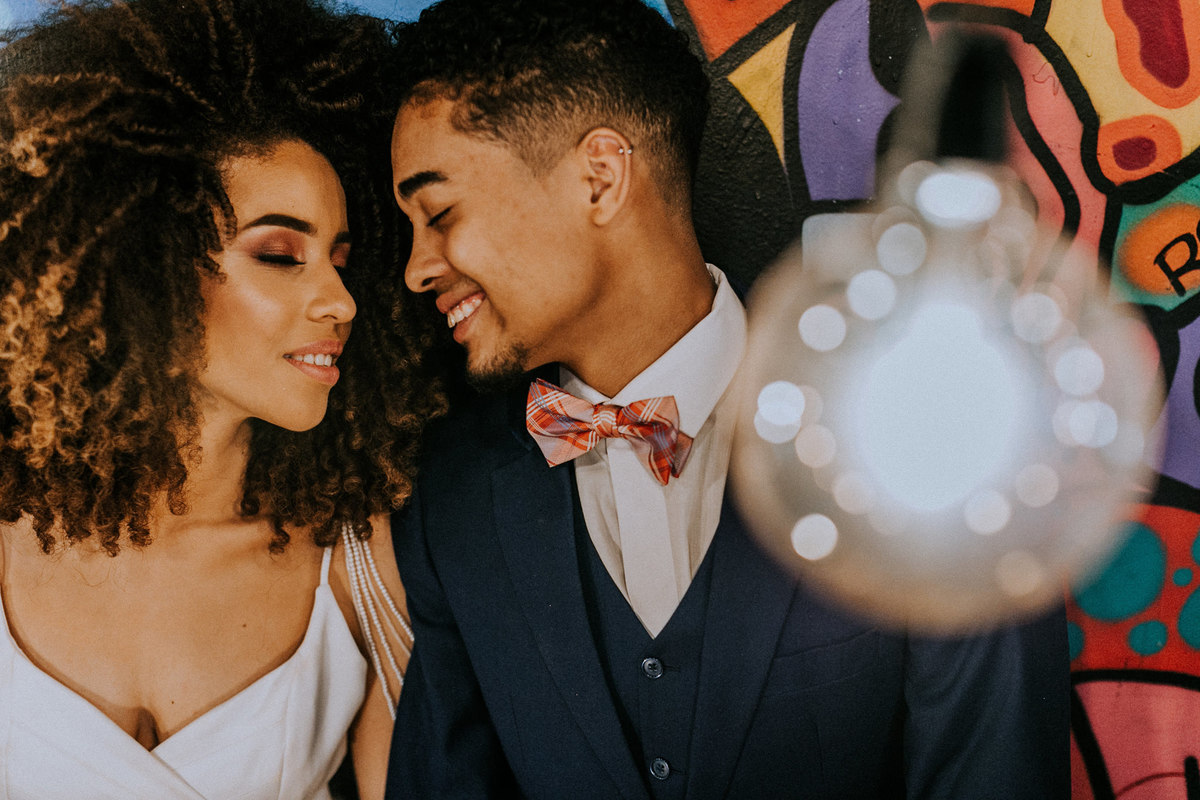 Noivos se amando. Foto feita pelo fotografo de bodas Rafael Ohana em Brasilia