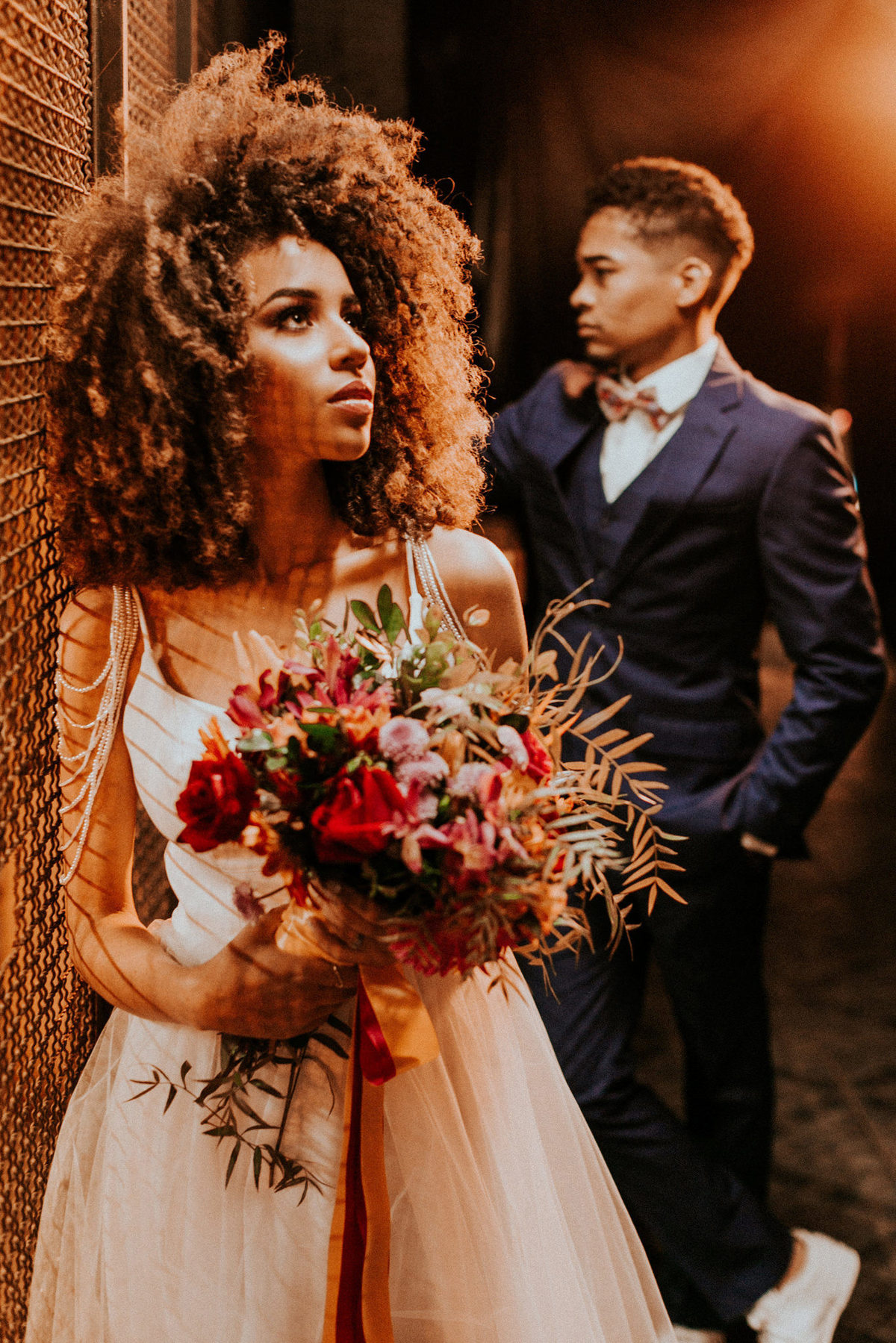 Ensaio de noivos afro descendentes no teatro Dulcina no Conic. Fotografado pelo fotográfo de casamento Rafael Ohana.
