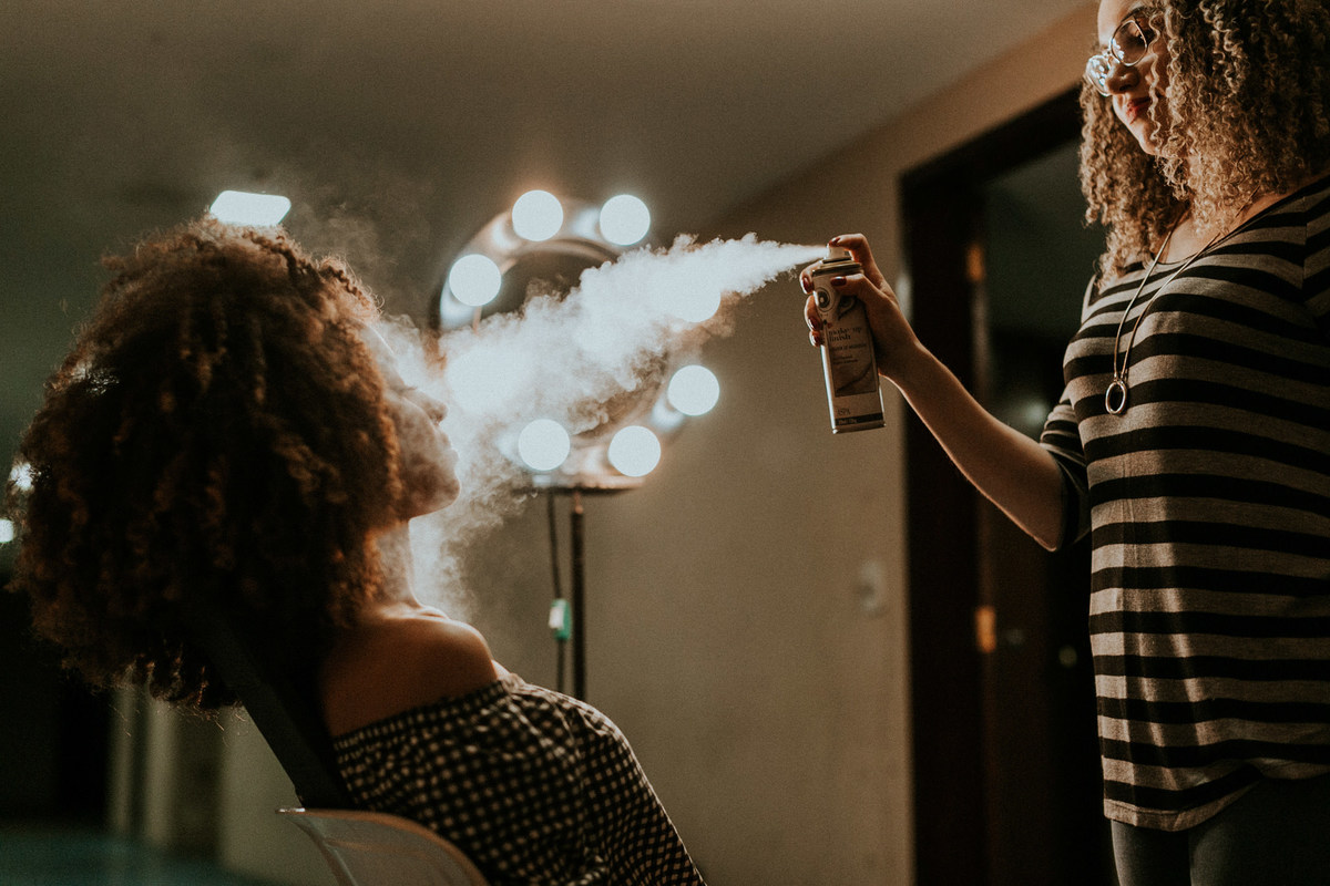 Making of de ensaio de casal feito no teatro Dulcina no Conic em Brasilia. Fotografado pelo fotógrafo Rafael Ohana