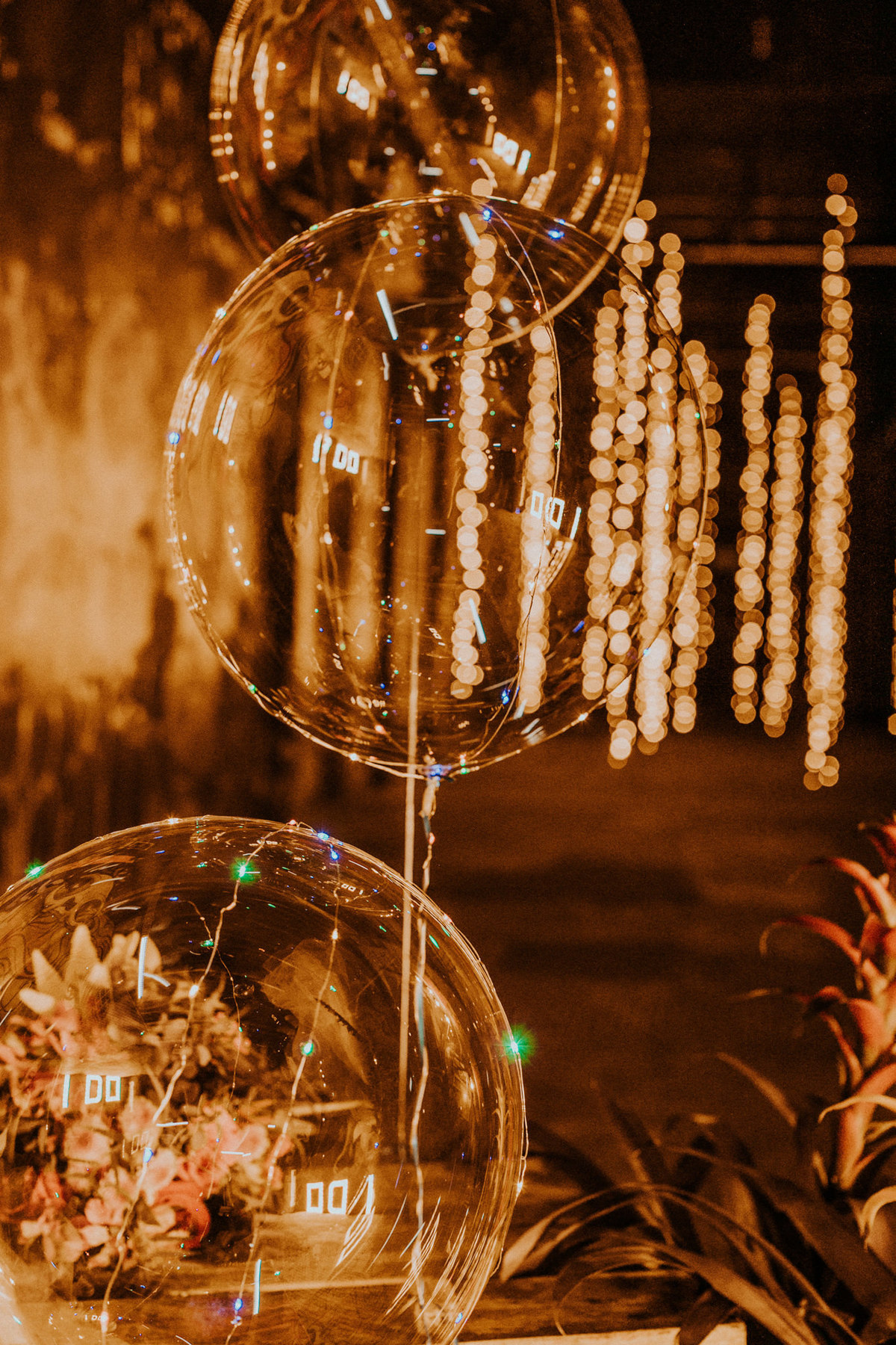 Luzes de led para casamento. Bolhas de sabão.