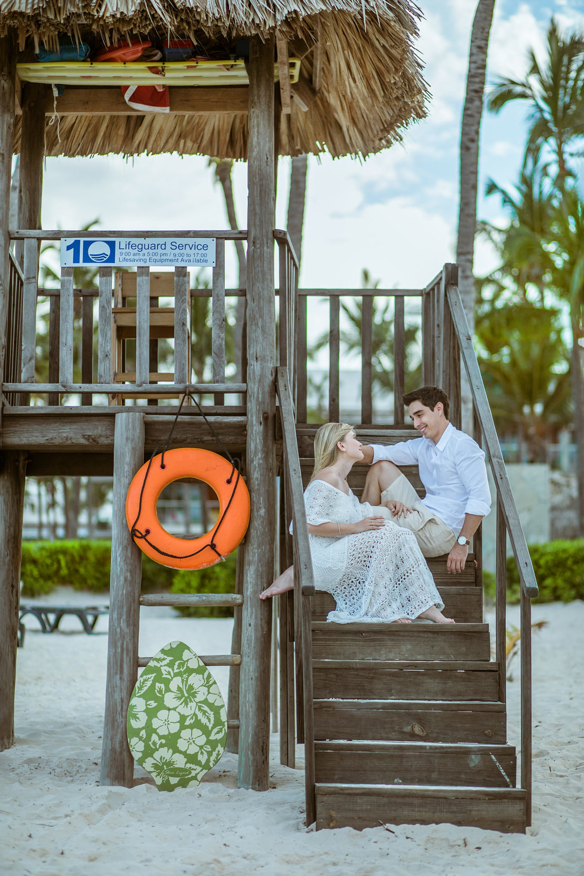Amor no caribe. Ensaio de romântico na praia realizado no resort Barceló Bávaro Palace na República Dominicana pelo fotógrafo de casamento Rafael Ohana