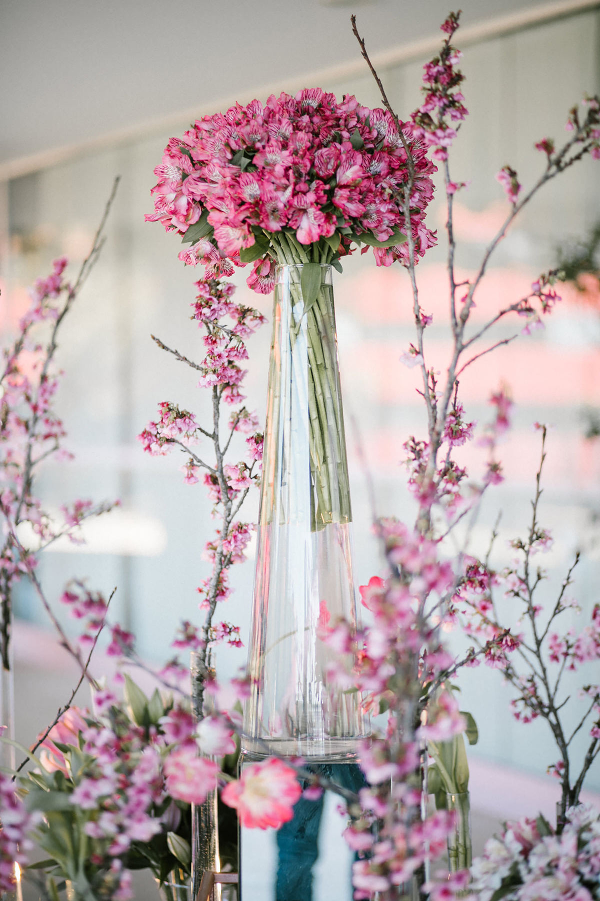 Decoração de casamento em Hotel Brasília Palace. Foto feita pelo fotógrafo de casamento Rafael Ohana em Brasília-DF. Decoração de Virgínia D´Arc