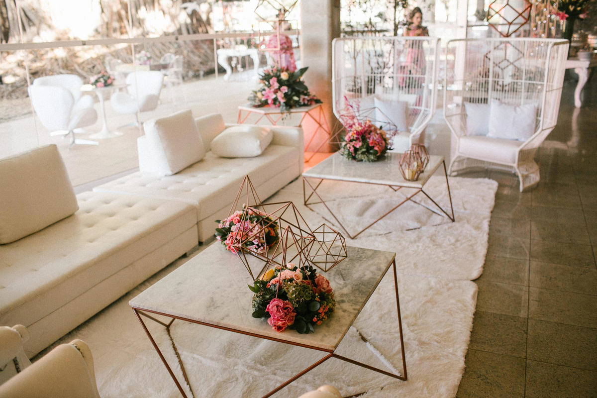 Decoração de casamento em Hotel Brasília Palace. Foto feita pelo fotógrafo de casamento Rafael Ohana em Brasília-DF. Decoração de Virgínia D´Arc